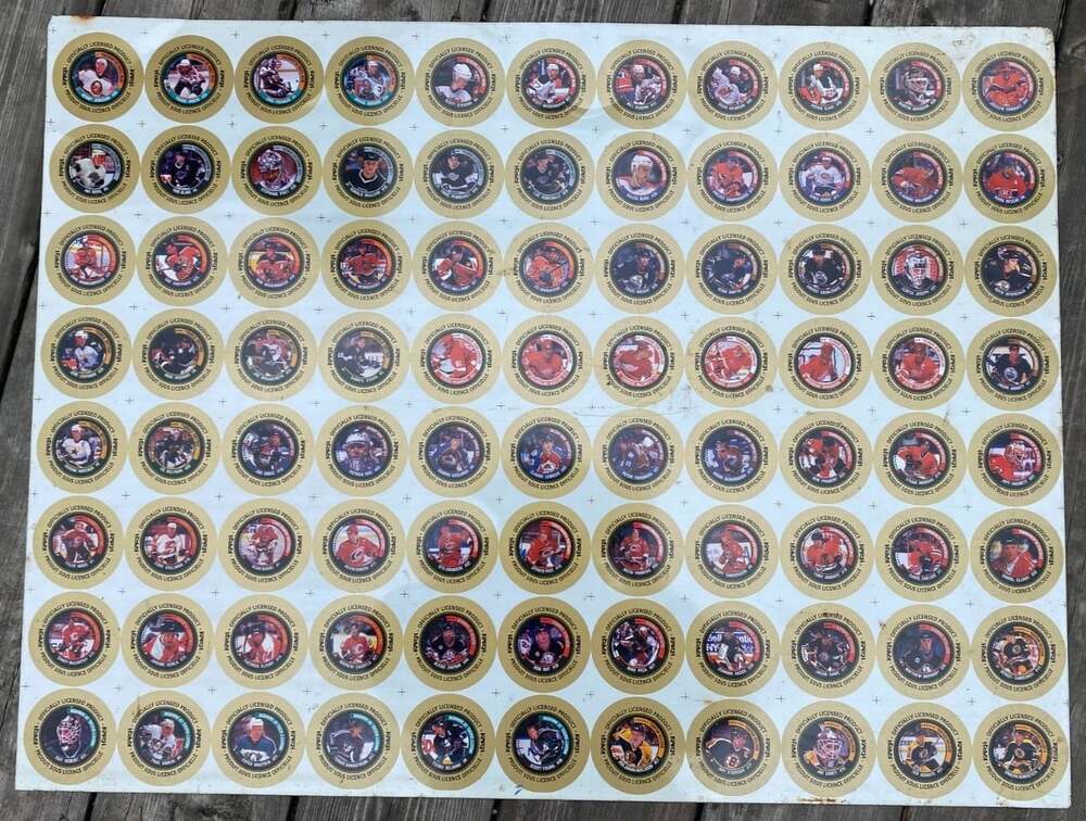 RARE UNCUT SHEET of 1997-98 Katch Medallions/Discs/Coins NHL | Patrick Roy Sakic